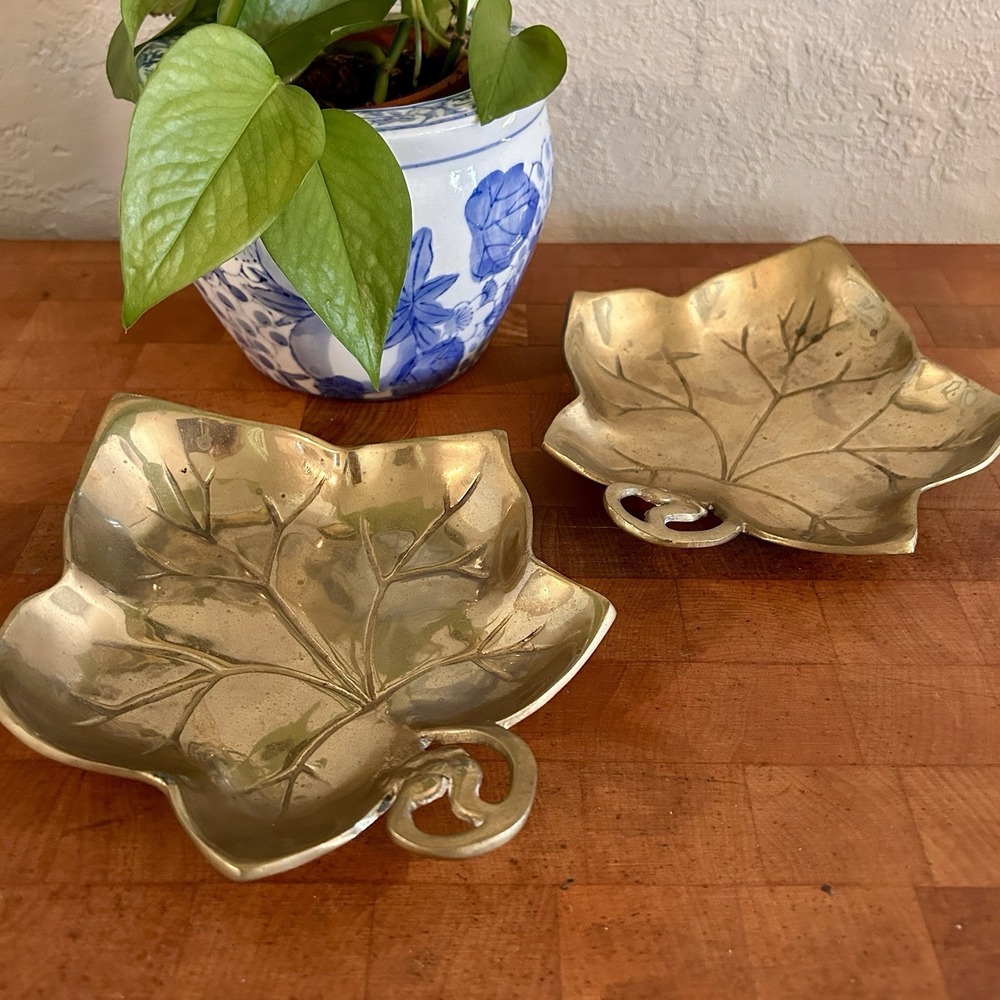 Vintage Set/2 Brass Leaf Trinket Trays MCM Cottagecore Botanical Boho 8x7